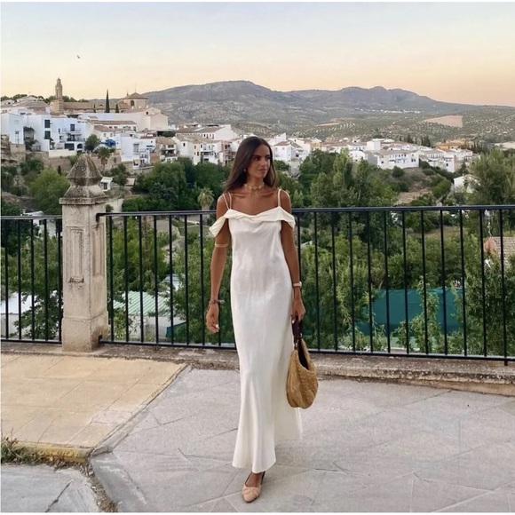 Zara Dresses & Skirts - Zara linen blend long dress white
